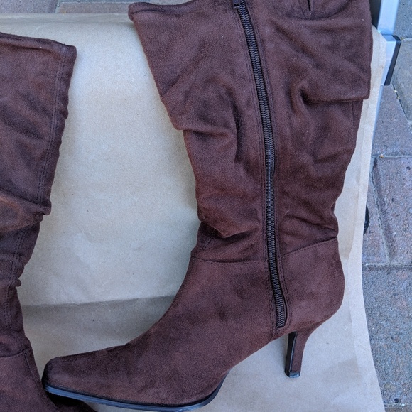 Hillard and Hansen slouchy boots - Picture 6 of 8